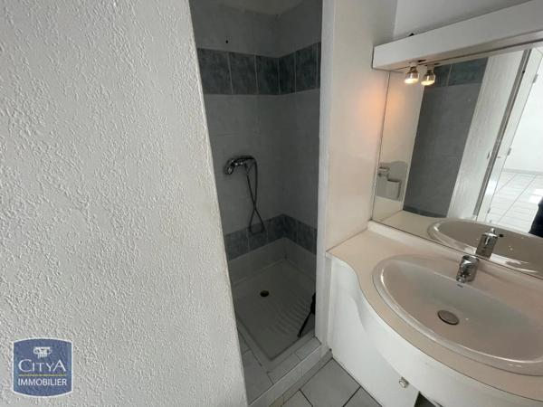 Appartement à louer 2 pièces 35.6m² Perpignan (66000)