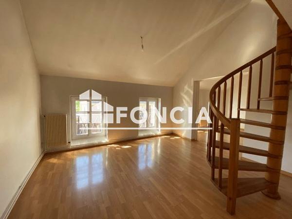 Location Appartement 3 pièces 76.12 m² - 10/12 RUE DE SAINT JEAN Pontoise 95300