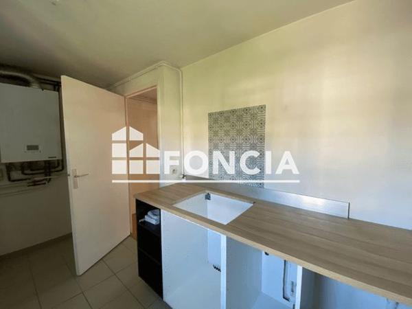 Location Appartement 3 pièces 76.12 m² - 10/12 RUE DE SAINT JEAN Pontoise 95300