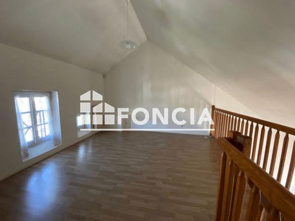 Location Appartement 3 pièces 76.12 m² - 10/12 RUE DE SAINT JEAN Pontoise 95300