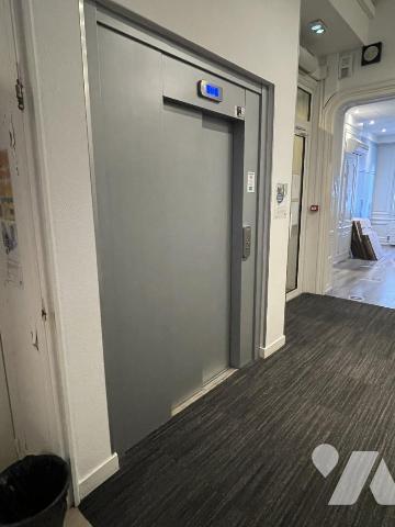 Immeuble Haussmannien Le Mans centre.