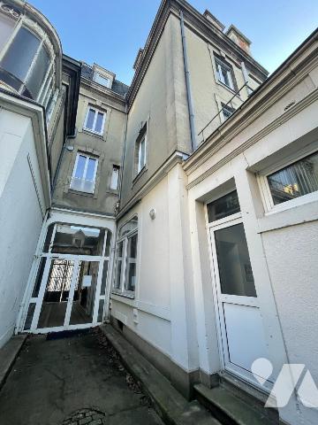 Immeuble Haussmannien Le Mans centre.