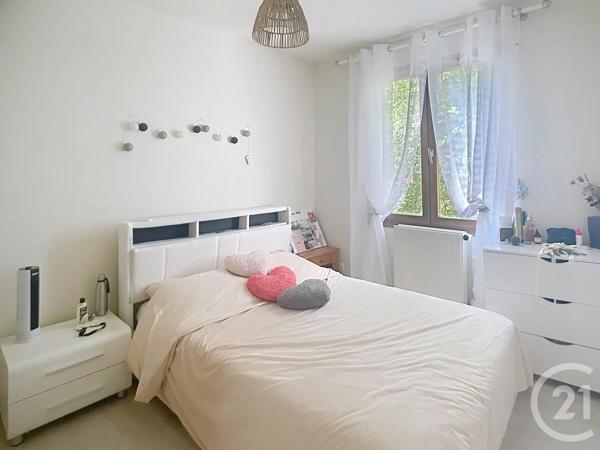 Maison à vendre  6 pièces - 127,25 m 2   GISORS  - 27