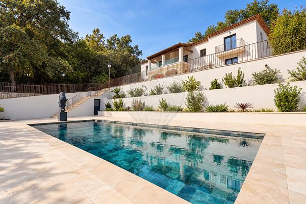 Maison 5 chambre(s) de luxe à vendre - Roquefort-les-Pins, Alpes-Maritimes - 06