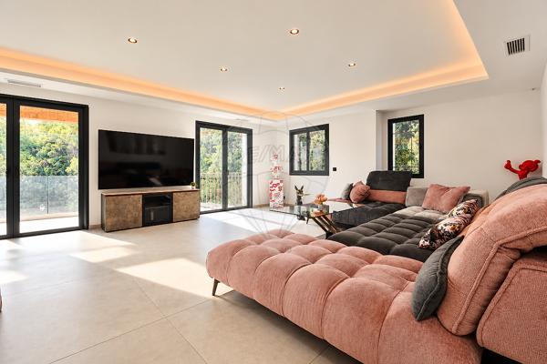 Maison 5 chambre(s) de luxe à vendre - Roquefort-les-Pins, Alpes-Maritimes - 06