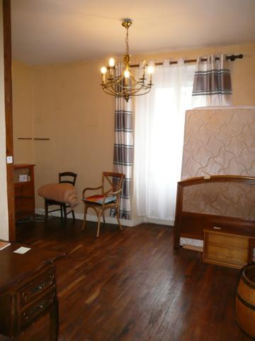 ⚜ COGNAC Centre, A Vendre MAISON de VILLE avec Cour et Dépendances ⚜