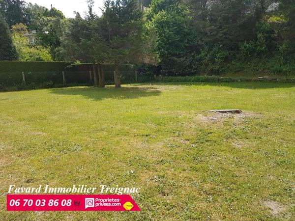 Maison  120 m²  3 chambres - garage  et  jardin plat  850 m² 19 260 TREIGNAC