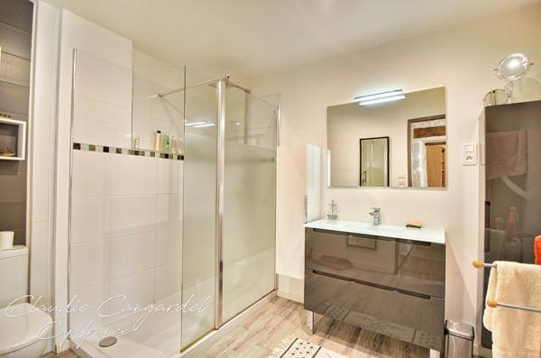 Maison de charme en pierre à vendre 6 pièces, 4 chambres à MARSILLY (17)