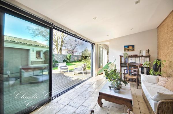 Maison de charme en pierre à vendre 6 pièces, 4 chambres à MARSILLY (17)