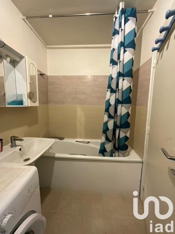 Appartement 1 pièce de 33 m² à Evry-Courcouronnes (91000)