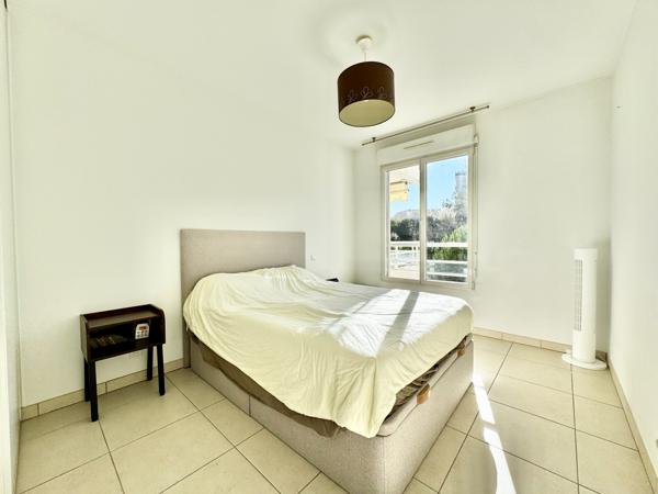 Antibes (06600) ANTIBES Combes 3P DE 65 M2 DOUBLE EXPOSITION PARKING PRIVATIF