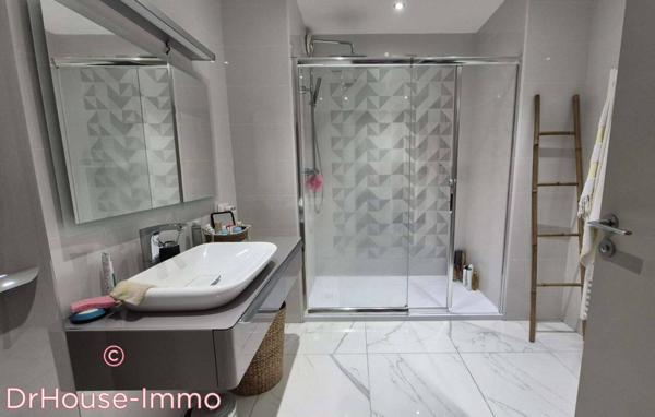 Appartement à vendre 3 pièces de 108 m²