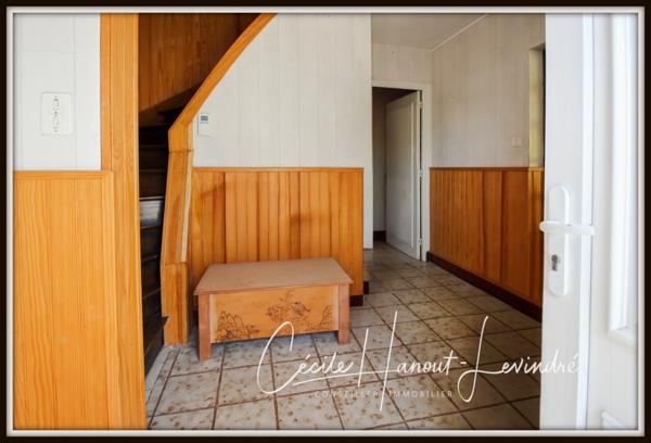 Pontorson (50170) PONTORSON. Proche supermarché - Maison 95 m² . 3 chambres. Terrain: 210 m²