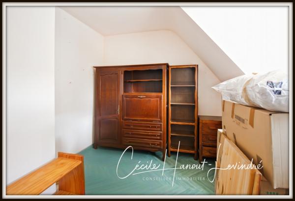 Pontorson (50170) PONTORSON. Proche supermarché - Maison 95 m² . 3 chambres. Terrain: 210 m²