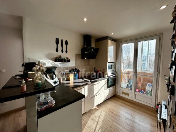 Coup de cœur ! T4 entièrement rénové avec loggia – Quartier Pin Vert