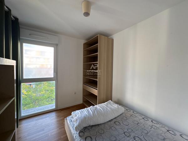 Appartement T1 meublé à louer à Cergy le Haut avec balcon et parking Loyer 870 €/mois charges comprises **  - Référence  MG11319