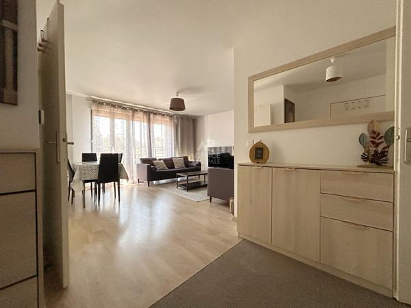 Appartement Poissy 4 pièce(s) 80.63 m2 Loyer 1 590 €/mois charges comprises **  - Référence  9313
