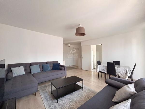 Appartement Poissy 4 pièce(s) 80.63 m2 Loyer 1 590 €/mois charges comprises **  - Référence  9313