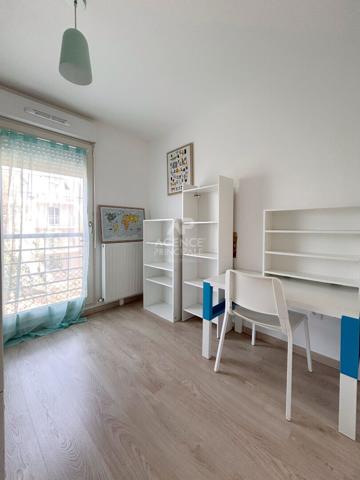 Appartement Poissy 4 pièce(s) 80.63 m2 Loyer 1 590 €/mois charges comprises **  - Référence  9313