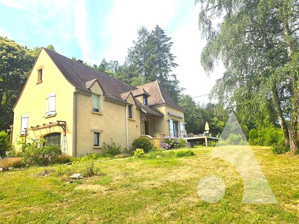 Maison 12 pièces 186 m2
