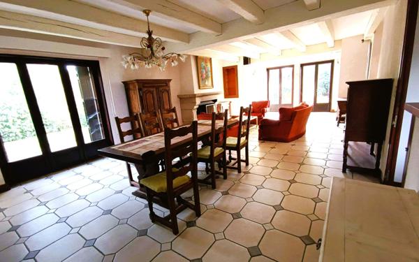 Maison à vendre    5 pièces • 183 m2 Sarzeau