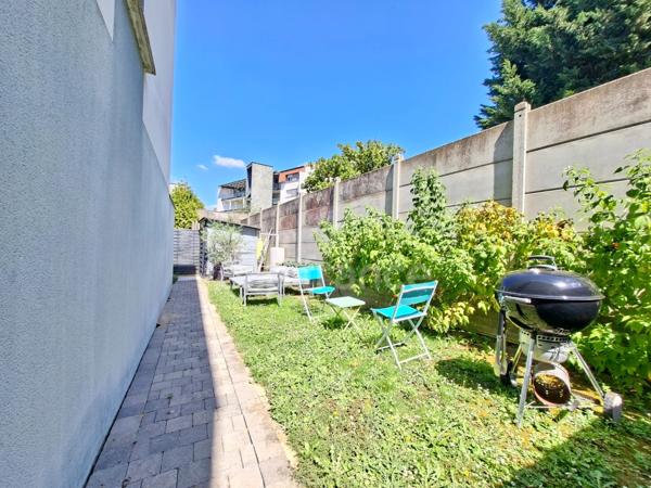 RONCQ BLANC-FOUR – MAISON FAMILIALE 3 CHAMBRES AVEC JARDIN, TERRASSE ET 2 STATIONNEMENTS – CLÉ EN MAIN