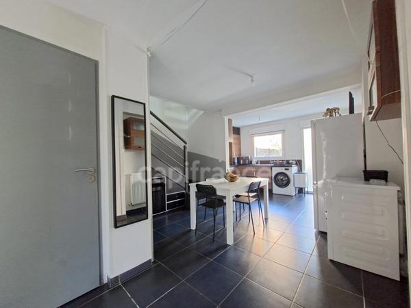 RONCQ BLANC-FOUR – MAISON FAMILIALE 3 CHAMBRES AVEC JARDIN, TERRASSE ET 2 STATIONNEMENTS – CLÉ EN MAIN