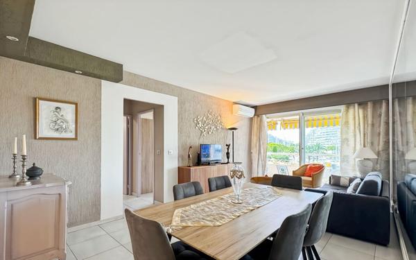 Appartement à vendre    2 pièces •  Villeneuve-Loubet