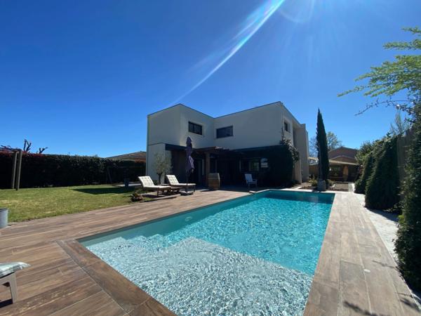 Maison à vendre 7 pièces SAINT MEDARD EN JALLES (33)