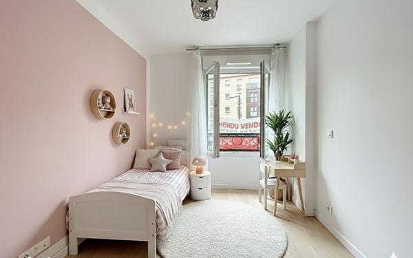 Appartement à vendre    4 pièces • 85,15 m2 Suresnes