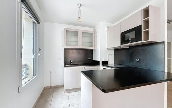 Appartement à vendre    4 pièces • 85,15 m2 Suresnes