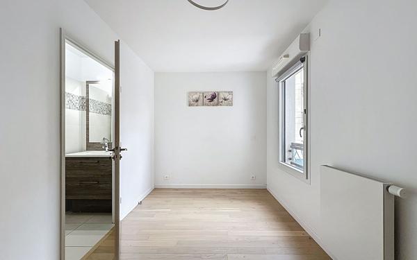 Appartement à vendre    4 pièces • 85,15 m2 Suresnes