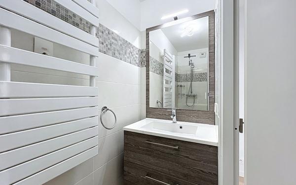 Appartement à vendre    4 pièces • 85,15 m2 Suresnes