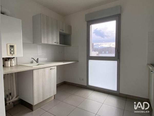 Location appartement 3 pièces 66 m² Saint-Jean-de-Braye