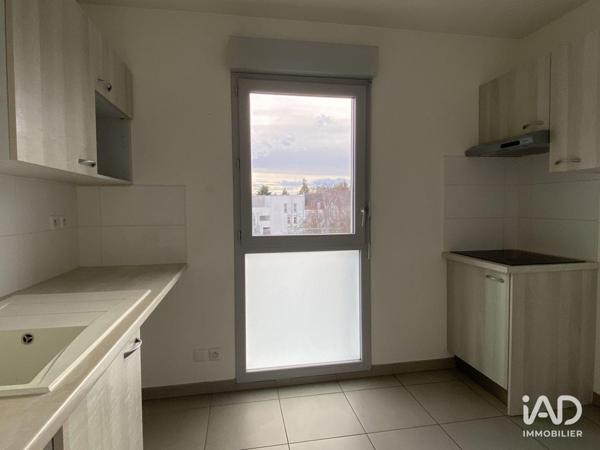 Location appartement 3 pièces 66 m² Saint-Jean-de-Braye