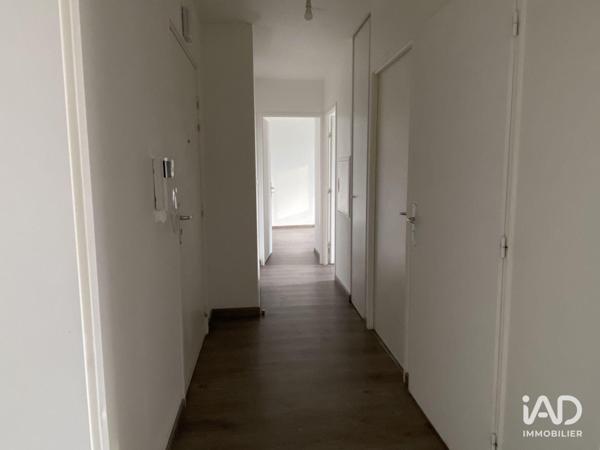 Location appartement 3 pièces 66 m² Saint-Jean-de-Braye
