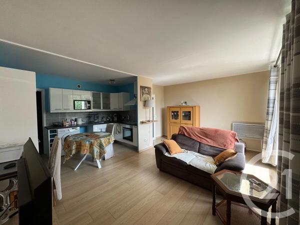 Appartement T2 à vendre  2 pièces - 56 m 2   VILLENEUVE D ASCQ  - 59