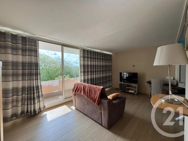 Appartement T2 à vendre  2 pièces - 56 m 2   VILLENEUVE D ASCQ  - 59