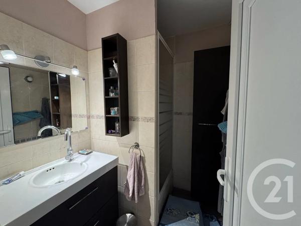 Appartement T2 à vendre  2 pièces - 56 m 2   VILLENEUVE D ASCQ  - 59