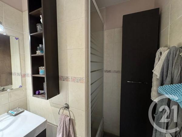 Appartement T2 à vendre  2 pièces - 56 m 2   VILLENEUVE D ASCQ  - 59