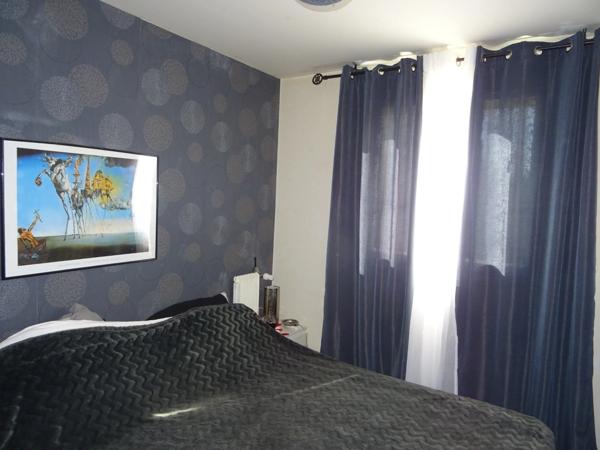 LIMOGES NORD BELLE MAISON MITOYENNE DES DEUX COTES SANS TRAVAUX 3/4 CHAMBRES CUISINE EQUIPEE PLUS UNE VERANDA