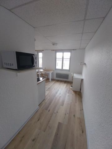 Appartement meublé rénové lot 6 - 1 pièce(s) 19.58 m2 NANCY chauffage et électricité inclus