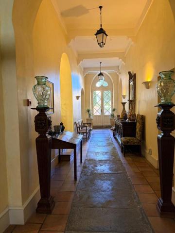 EXCLUSIVITE LIMOUX - MURS , MONASTERE , GITES, HERBERGEMENT , SEMINAIRE