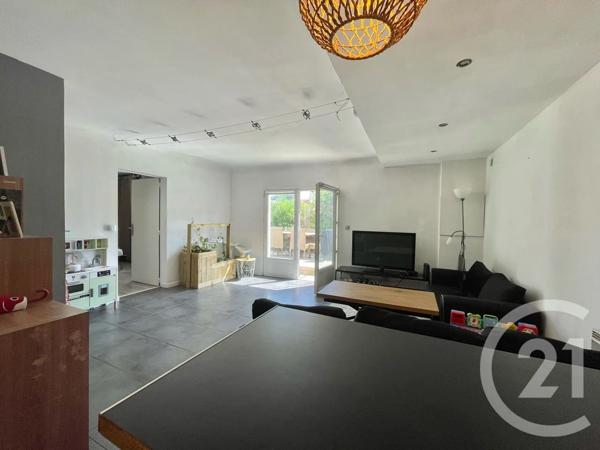 Appartement T2 à vendre  2 pièces - 49 m 2   ANGLET  - 64