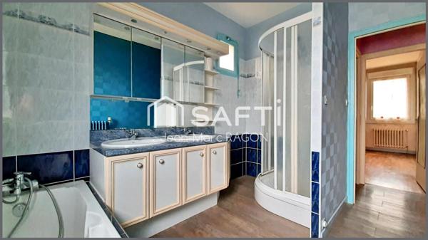 Vitré, Jardin du Parc : maison à révéler