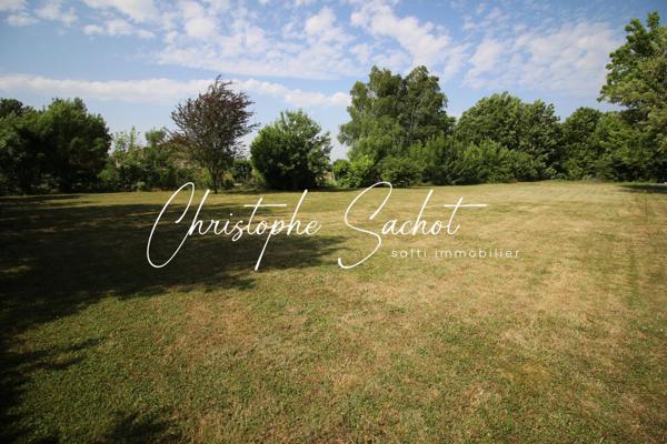 Parcelle à bâtir de 900m2 sur Marigny