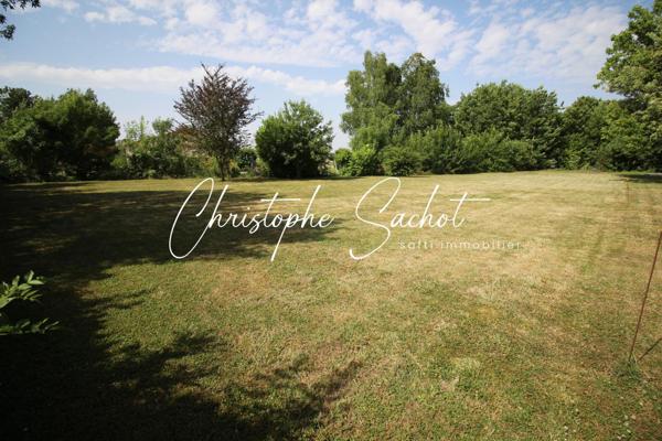 Parcelle à bâtir de 900m2 sur Marigny