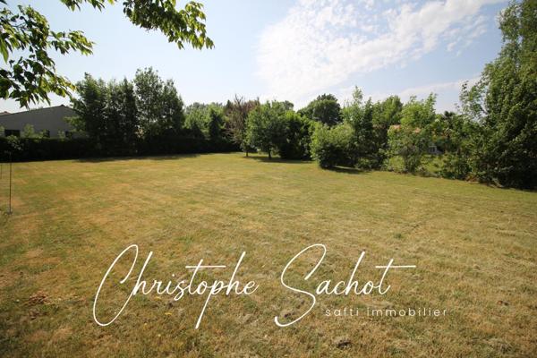 Parcelle à bâtir de 900m2 sur Marigny