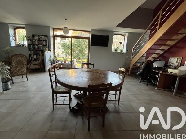Maison à vendre 7 pièces 238 m² Bazouges Cré sur Loir