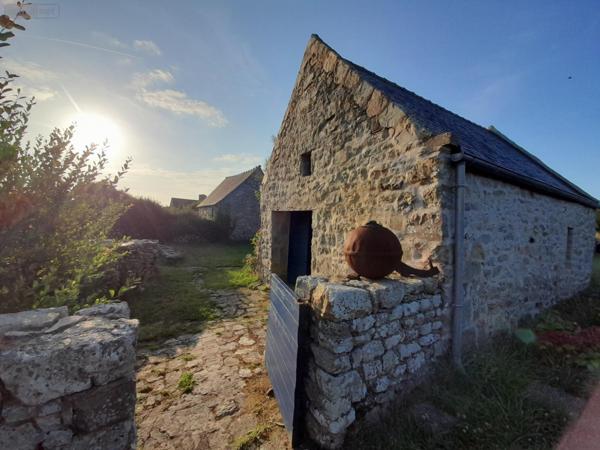 Maison à vendre à Crozon dans le Finistère (29160), ref : A202500252